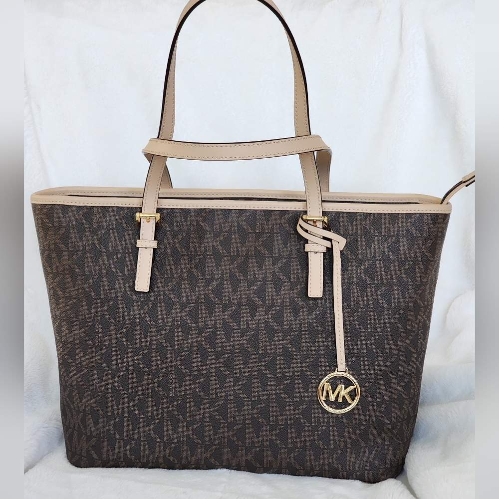 Michael Kors Women's Top Zip Jet Set Charm Tote